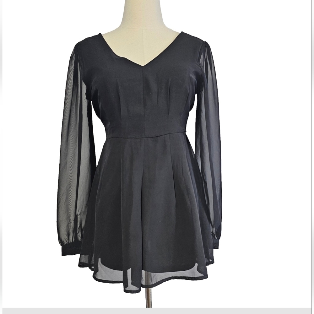 Finesse Black Shear Longsleeve Small Summer Party Casual Beach Modest Rompers